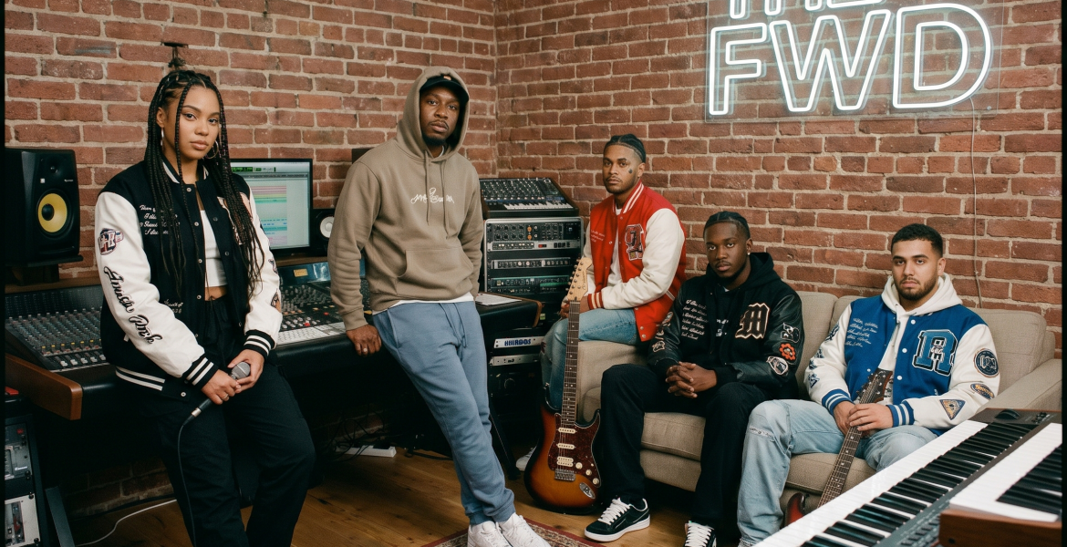 Ayudas para artistas en España: todas las webs donde buscar convocatorias